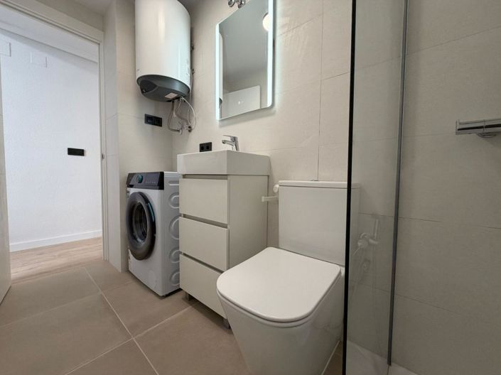Image No.12-2 Bed Apartment for sale