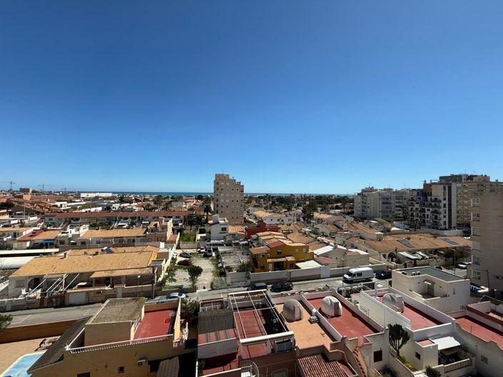 Image No.23-2 Bed Apartment for sale