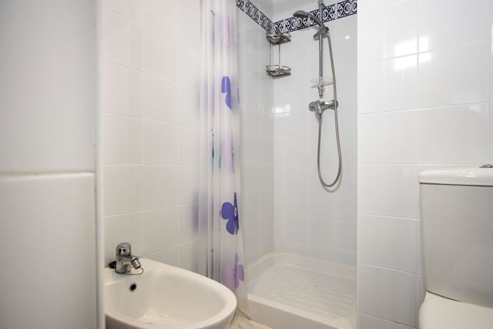 Image No.11-3 Bed Apartment for sale