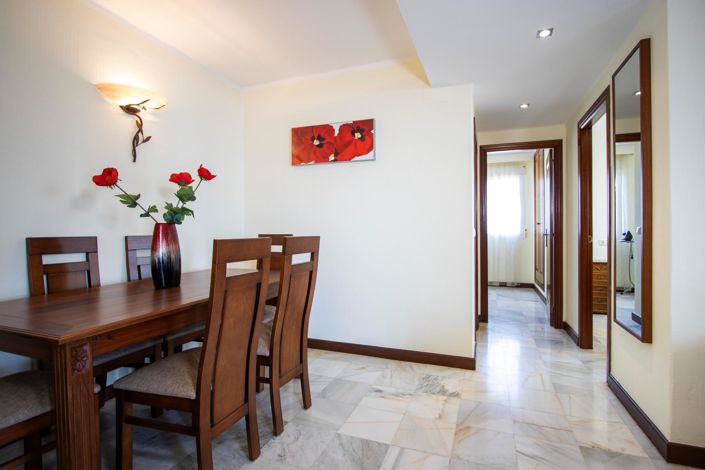 Image No.18-3 Bed Apartment for sale