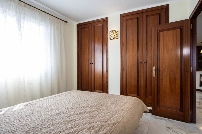 Image No.26-3 Bed Apartment for sale