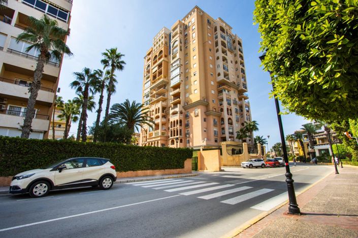 Image No.4-3 Bed Apartment for sale
