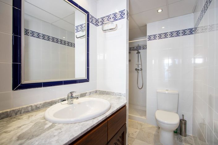 Image No.10-3 Bed Apartment for sale