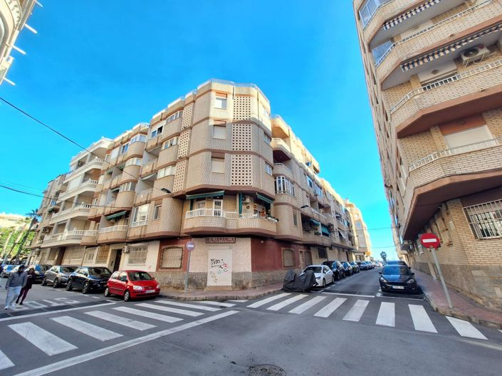 Image No.33-1 Bed Apartment for sale