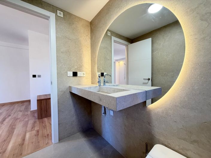Image No.57-2 Bed Apartment for sale