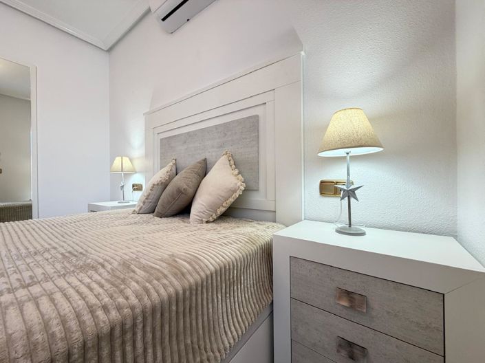Image No.55-2 Bed Townhouse for sale