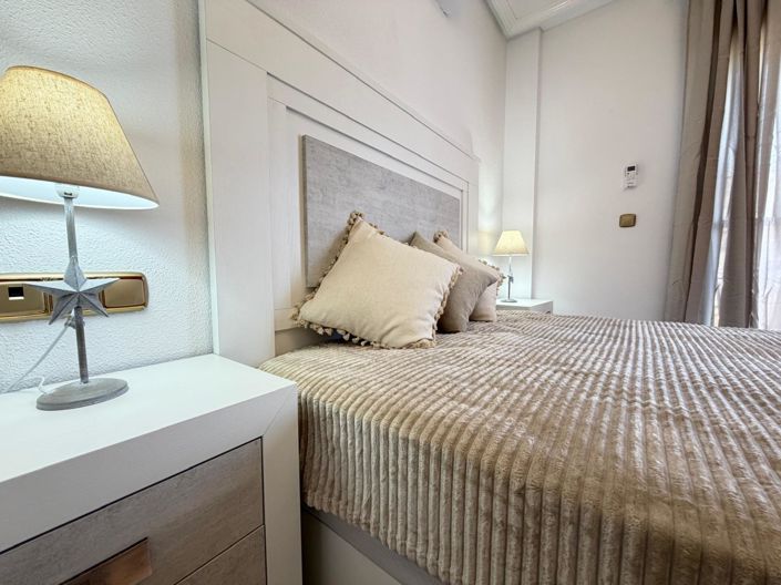 Image No.58-2 Bed Townhouse for sale