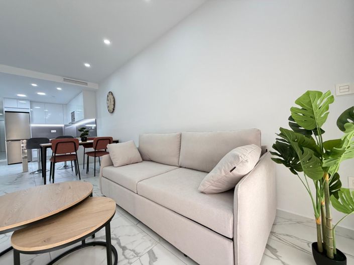 Image No.42-2 Bed Apartment for sale