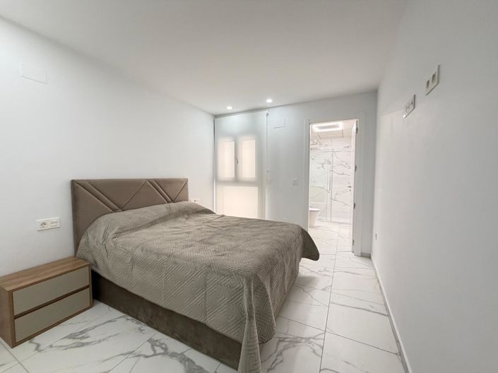 Image No.6-2 Bed Apartment for sale