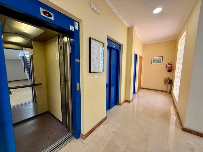 Image No.60-3 Bed Apartment for sale