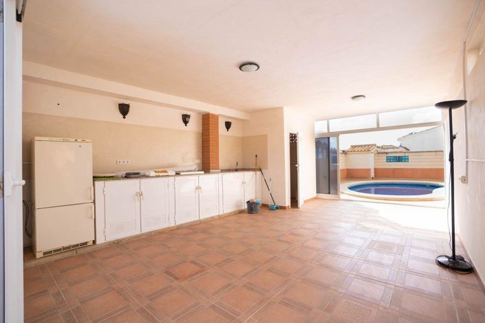 Image No.13-4 Bed Villa for sale