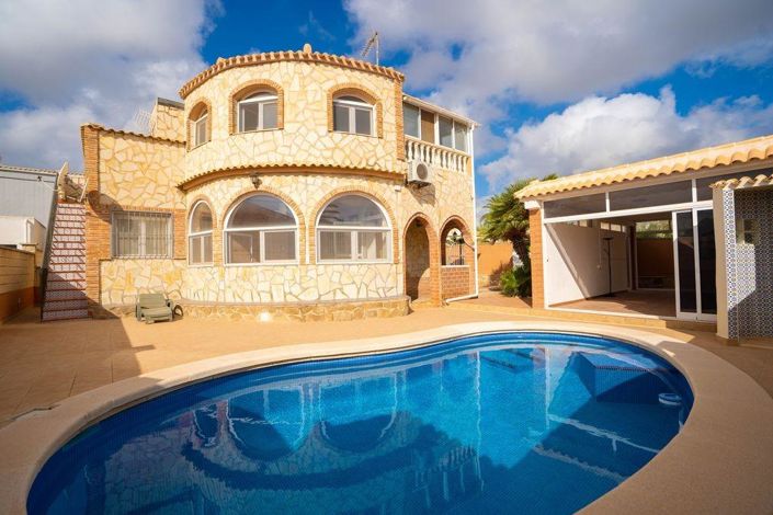 Image No.34-Villa de 4 chambres à vendre à Orihuela Costa
