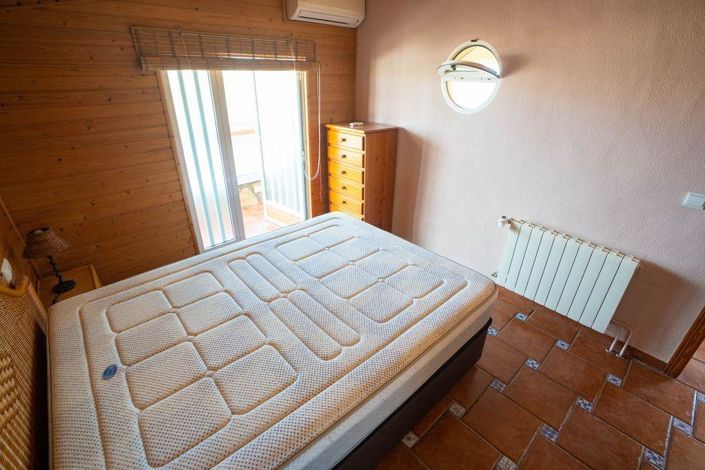 Image No.48-4 Bed Villa for sale