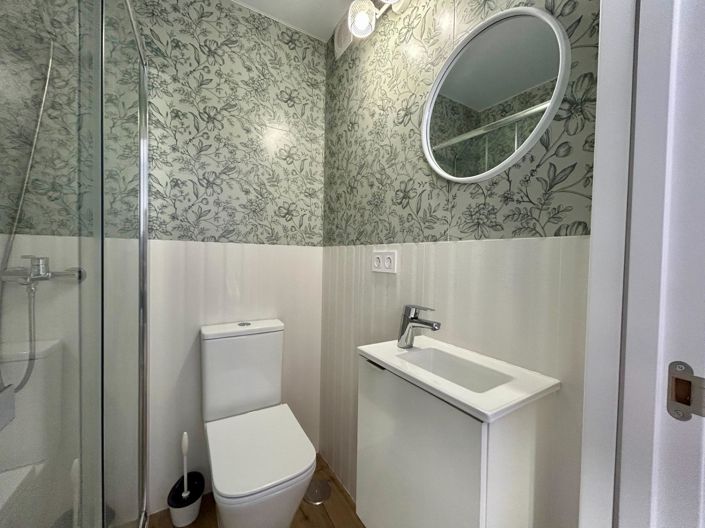 Image No.24-2 Bed Apartment for sale