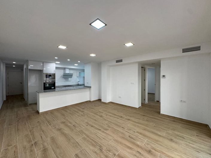 Image No.16-3 Bed Apartment for sale