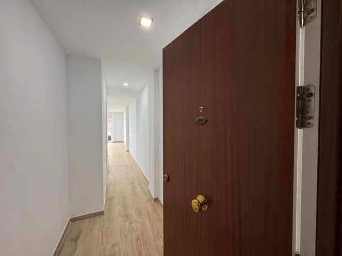 Image No.3-3 Bed Apartment for sale