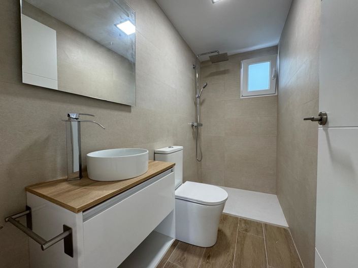 Image No.21-3 Bed Apartment for sale