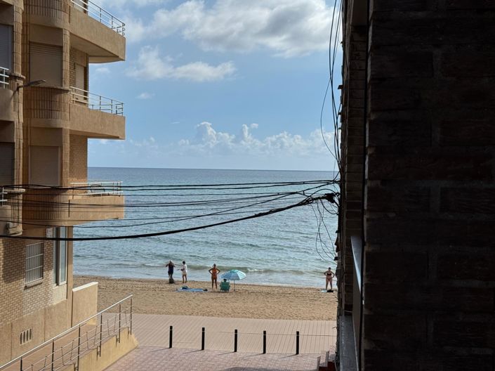 Image No.42-3 Bed Apartment for sale