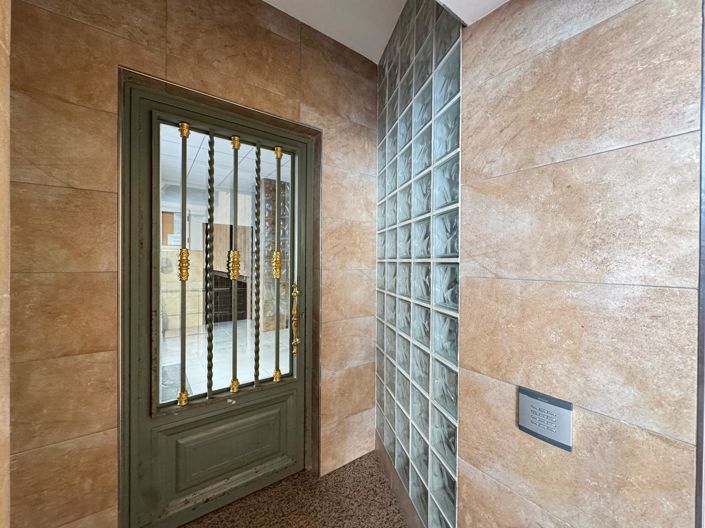 Image No.52-3 Bed Apartment for sale