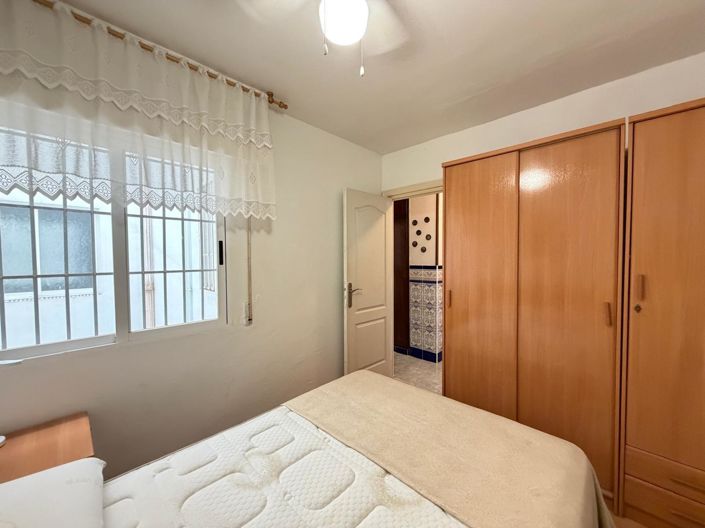 Image No.23-1 Bed Apartment for sale