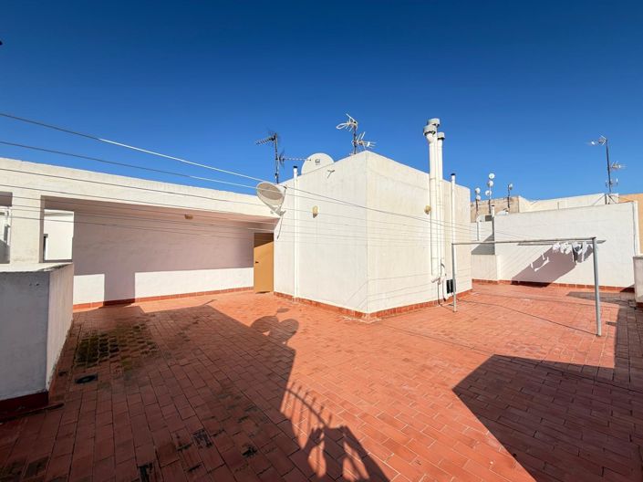 Image No.43-1 Bed Apartment for sale