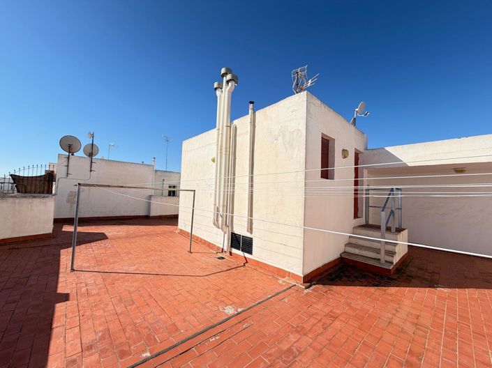 Image No.45-1 Bed Apartment for sale
