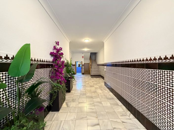 Image No.52-1 Bed Apartment for sale