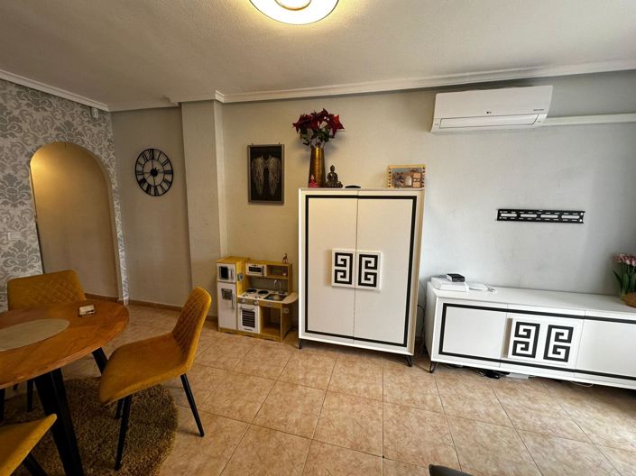 Image No.20-2 Bed Apartment for sale