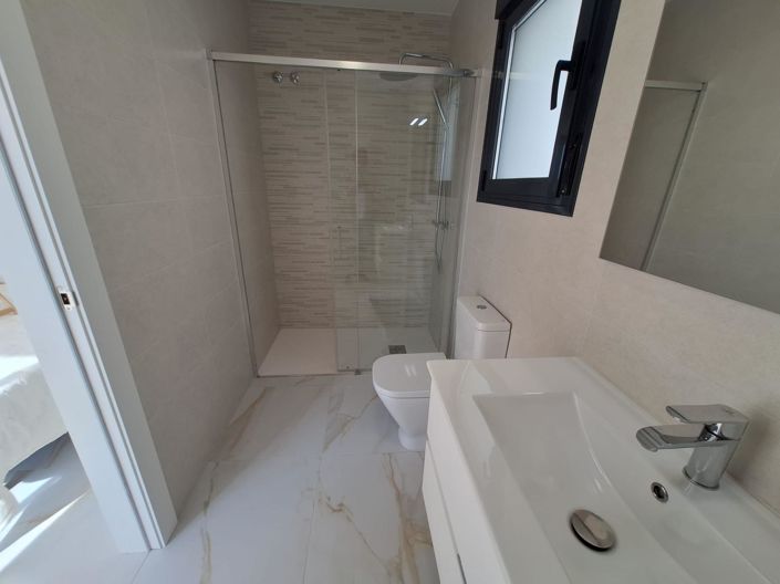 Image No.20-3 Bed Villa for sale