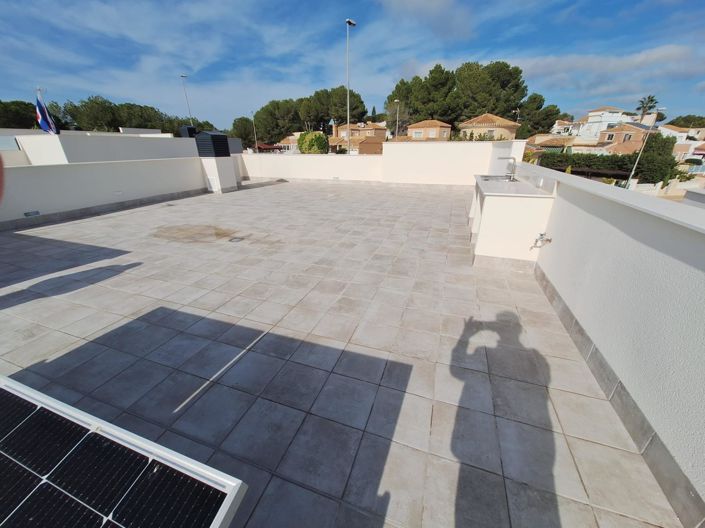 Image No.28-3 Bed Villa for sale