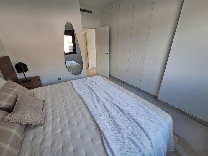 Image No.9-3 Bed Villa for sale