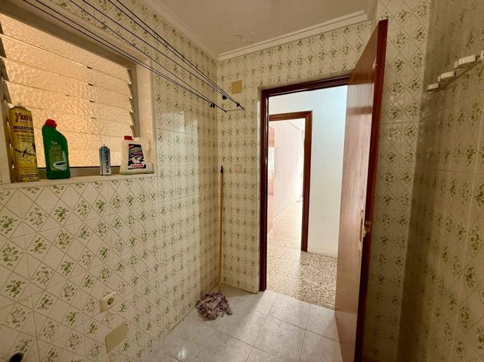 Image No.33-3 Bed Apartment for sale