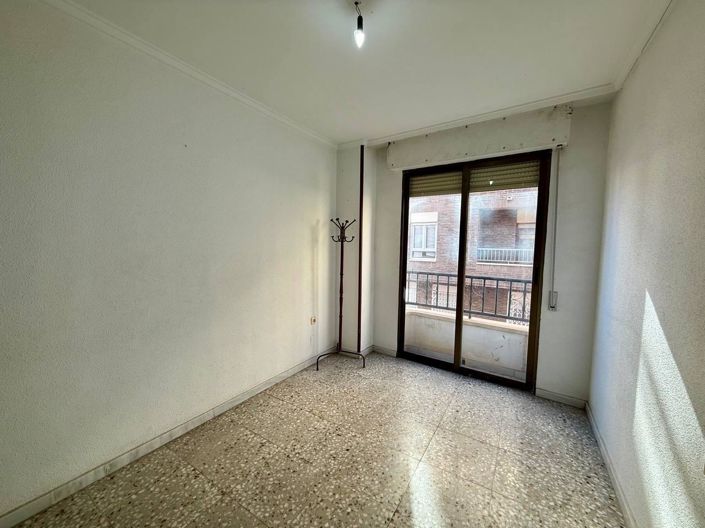Image No.42-3 Bed Apartment for sale