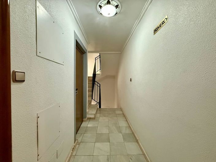Image No.54-3 Bed Apartment for sale