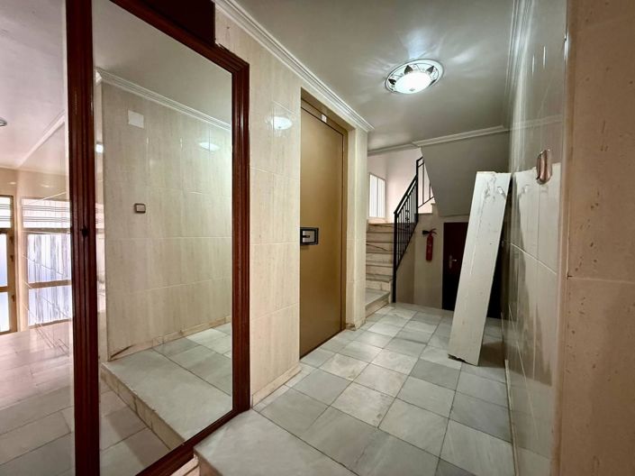 Image No.55-3 Bed Apartment for sale