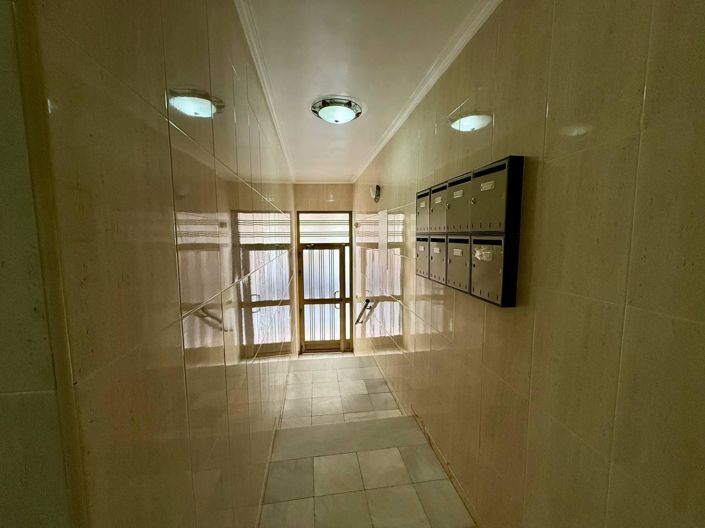 Image No.56-3 Bed Apartment for sale