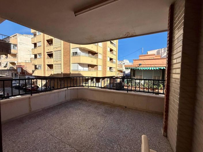 Image No.8-3 Bed Apartment for sale