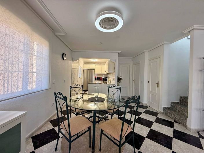 Image No.56-4 Bed Villa for sale