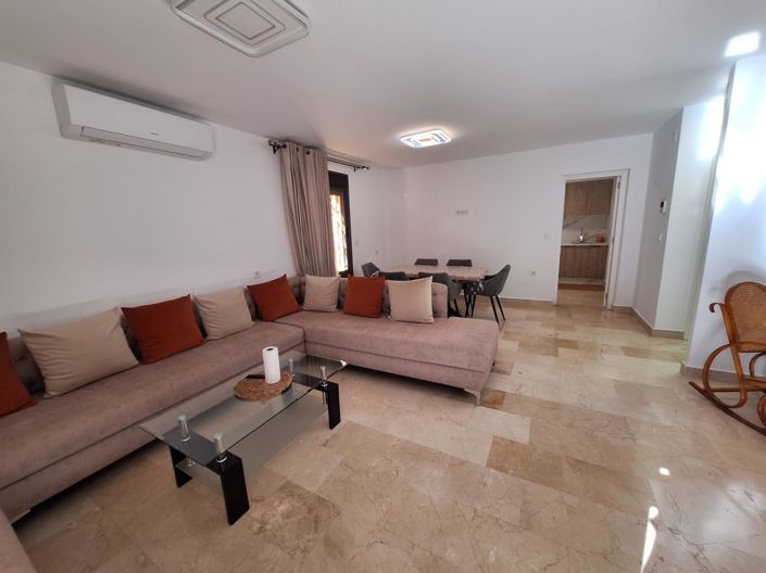 Image No.13-3 Bed Townhouse for sale
