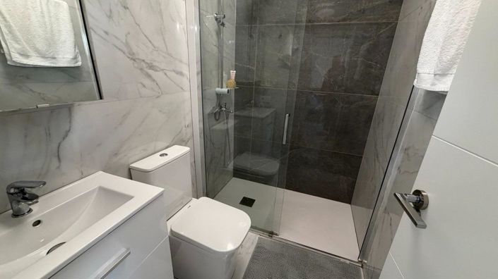 Image No.34-3 Bed Apartment for sale