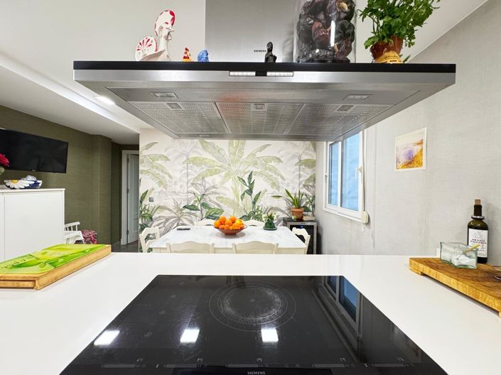 Image No.56-4 Bed Apartment for sale
