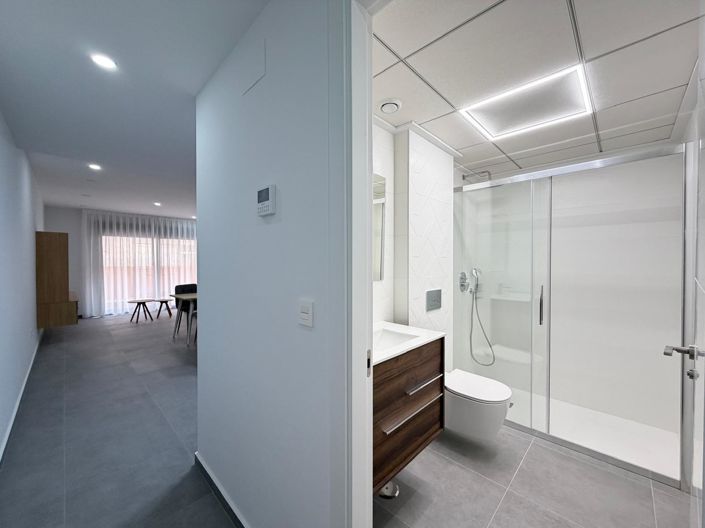 Image No.11-3 Bed Apartment for sale