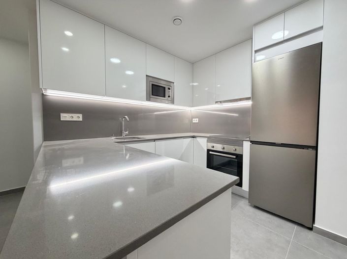 Image No.19-3 Bed Apartment for sale