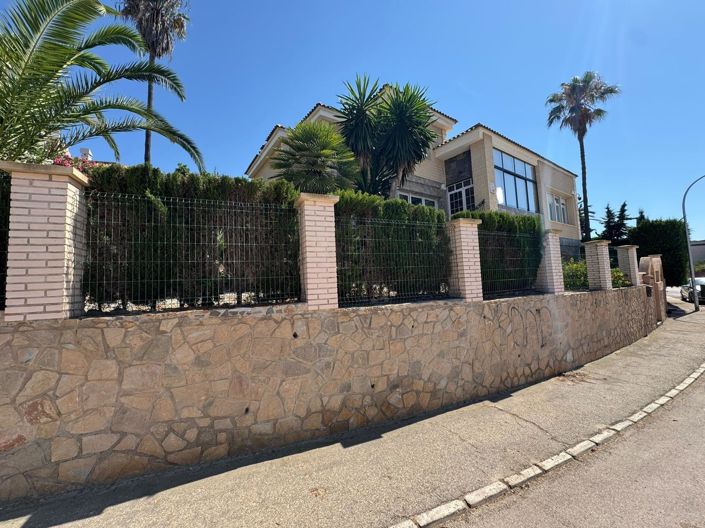 Image No.3-5 Bed Villa for sale