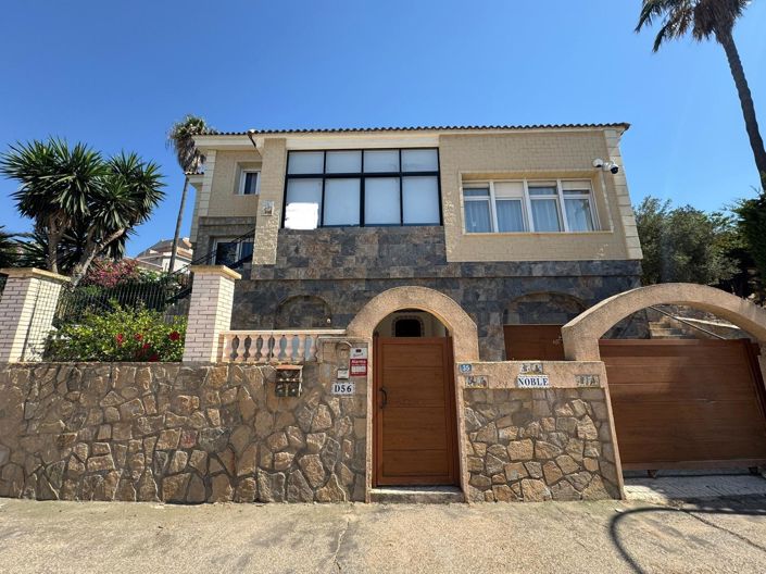 Image No.4-5 Bed Villa for sale