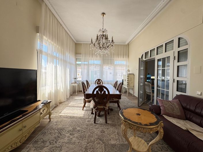 Image No.33-5 Bed Villa for sale