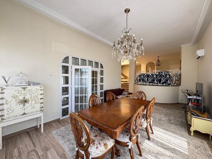 Image No.35-5 Bed Villa for sale