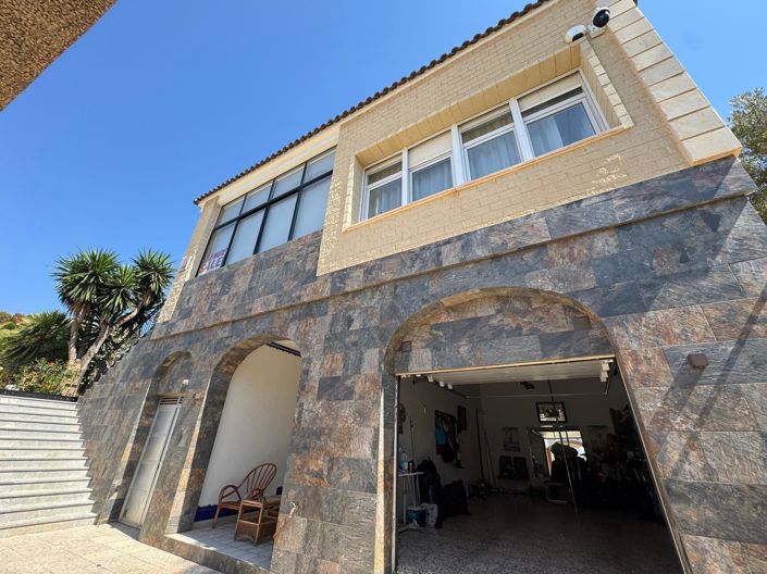 Image No.8-5 Bed Villa for sale