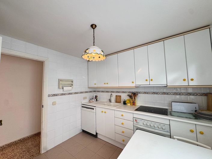 Image No.31-3 Bed Apartment for sale