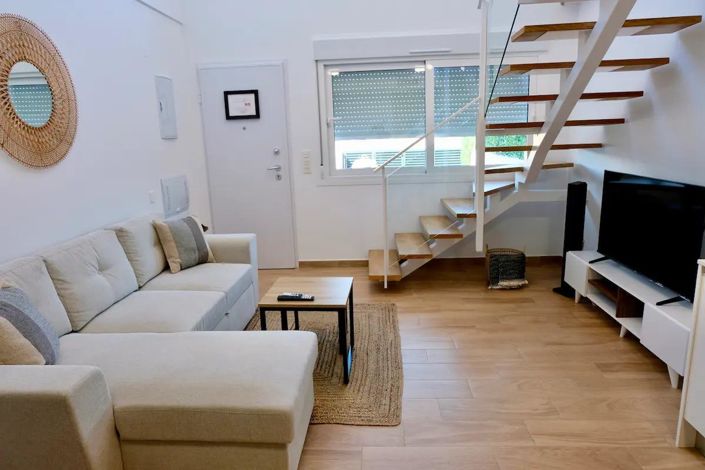Image No.13-2 Bed Townhouse for sale